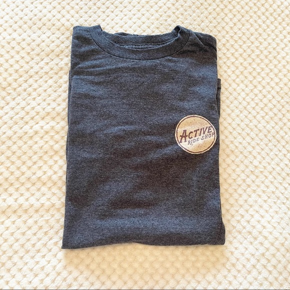 Men’s Active Ride Shop logo graphic Tshirt medium - Picture 4 of 4